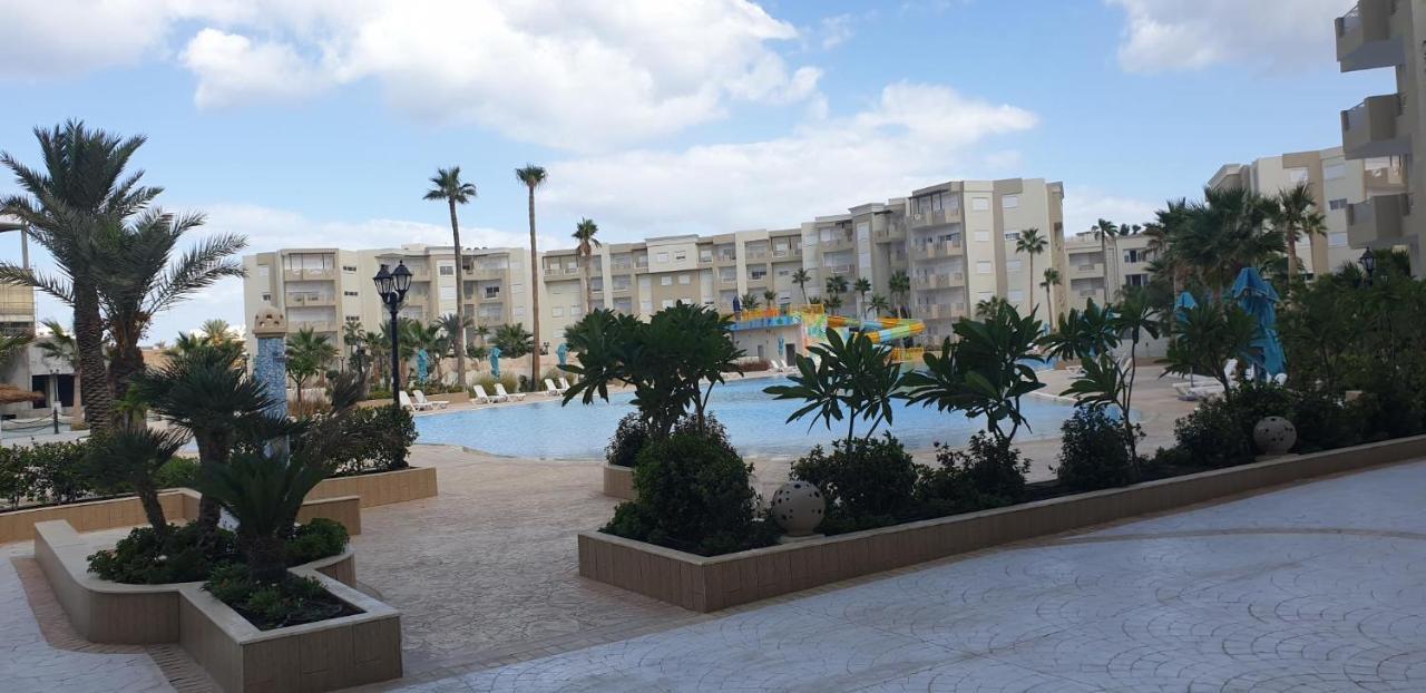 Super Appartement Avec 5 Piscines En Residence Monastir Exterior photo