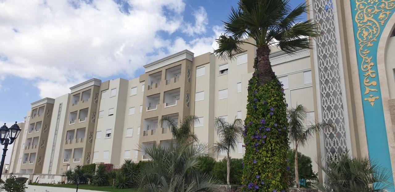 Super Appartement Avec 5 Piscines En Residence Monastir Exterior photo